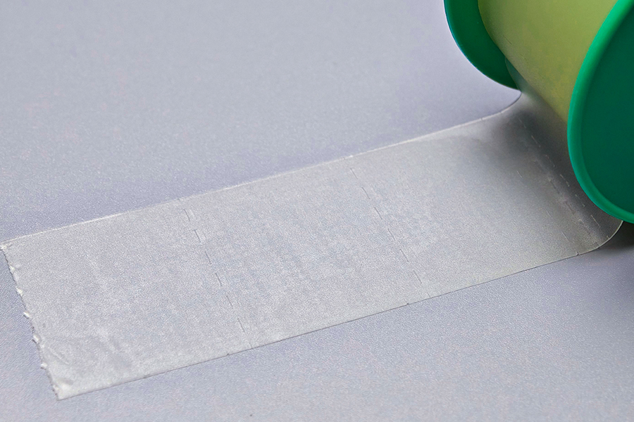 شريط غرواني مائي مقطوع مسبقًا مقاس 3 سم × 5 م مع غطاء بلاستيكي